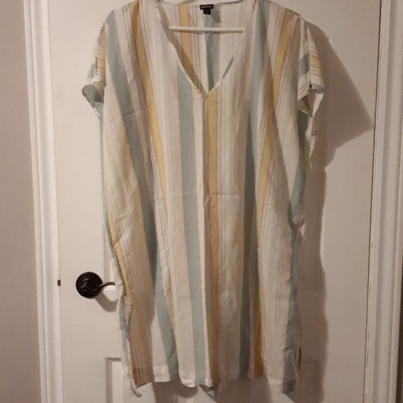 Patagonia A/C Lightweight Cover-up - Picture 3 of 5